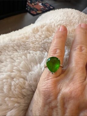 Green Teardrop Gemstone Ring - Women Jewelry